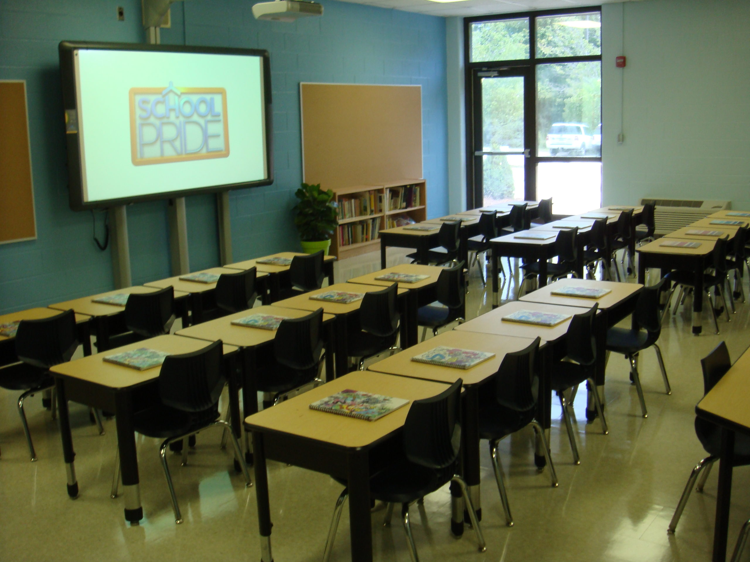 Smith System furniture in a Kingston Springs Elementary School classroom