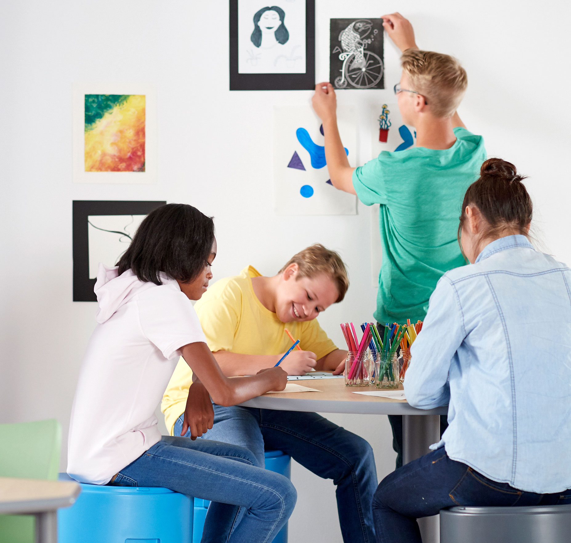 How Classroom Furniture Can Facilitate Collaborative Learning How Classroom Furniture Can Facilitate Collaborative Learning
