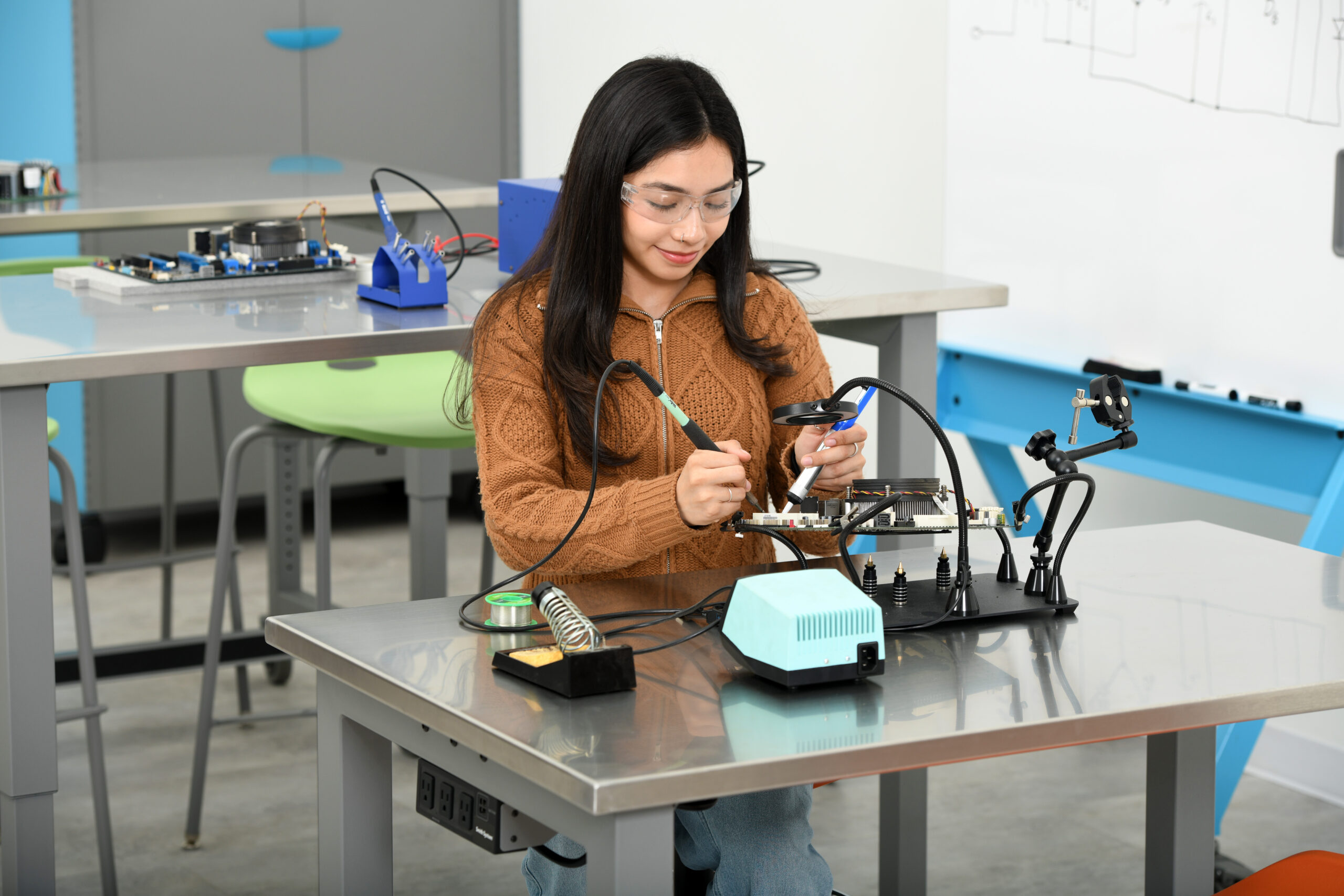 Stainless Steel Table Pic 04